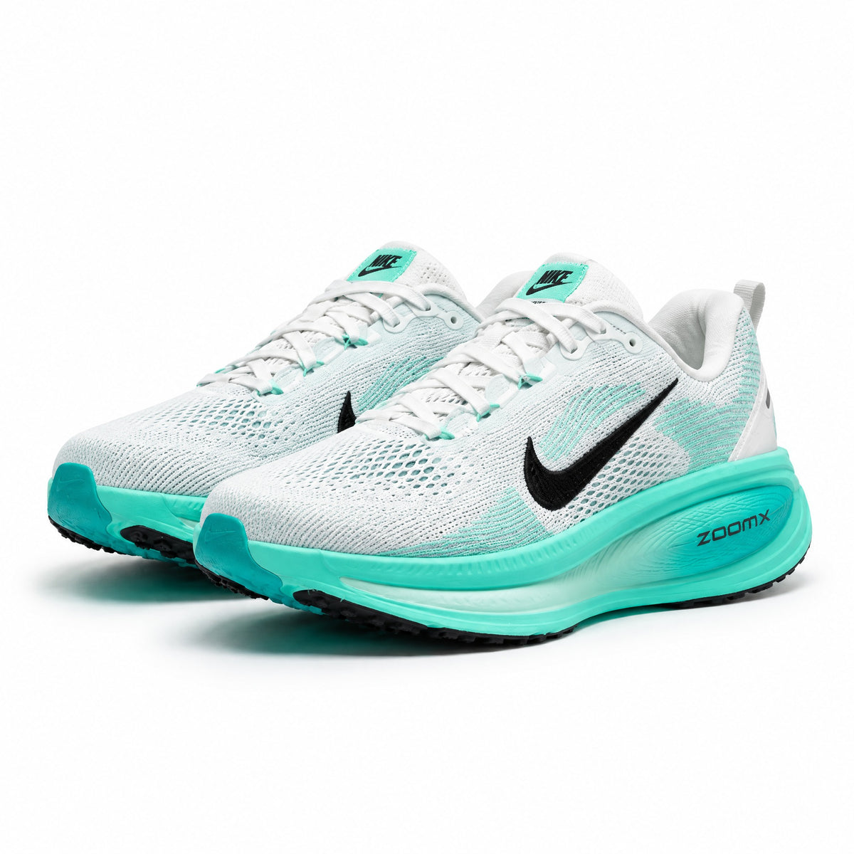 Nike Vomero 18 Trainers